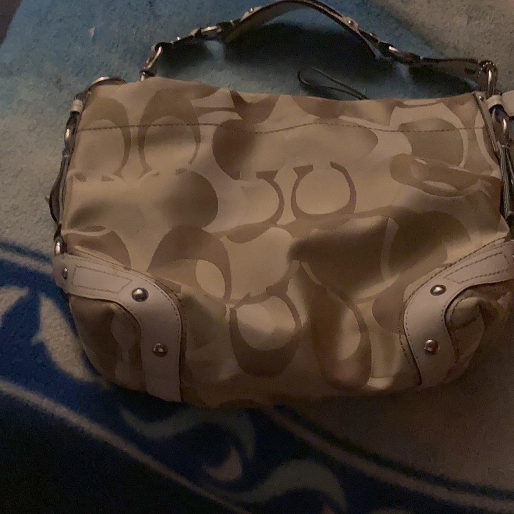 Coach Needs To Be Use And Not In Bag. - image 3